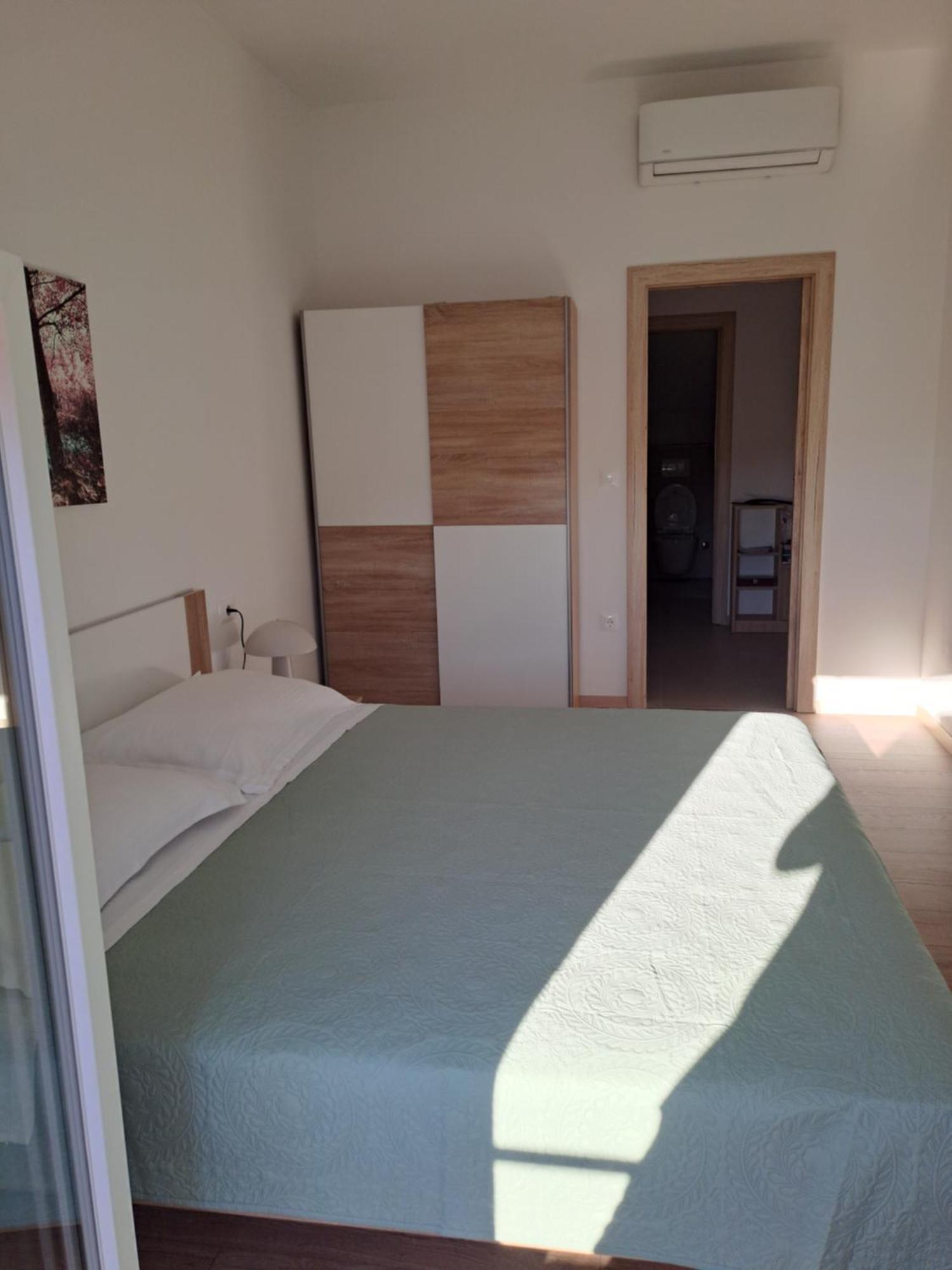 Apartments N & V Porec Esterno foto